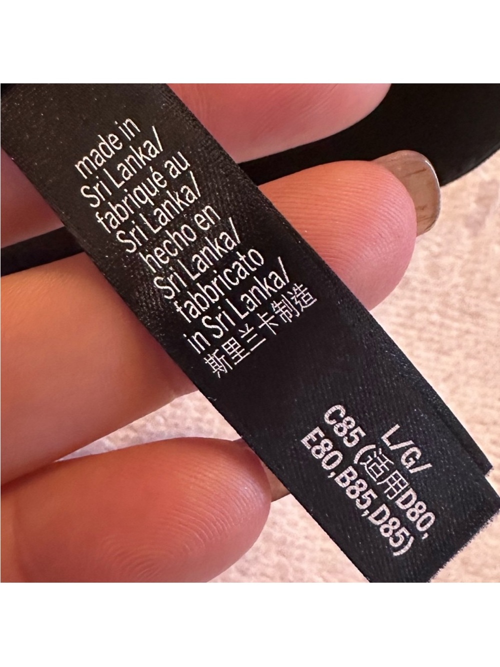 Victoria's Secret Black Cutout Sports Bra - Picture 7 of 7